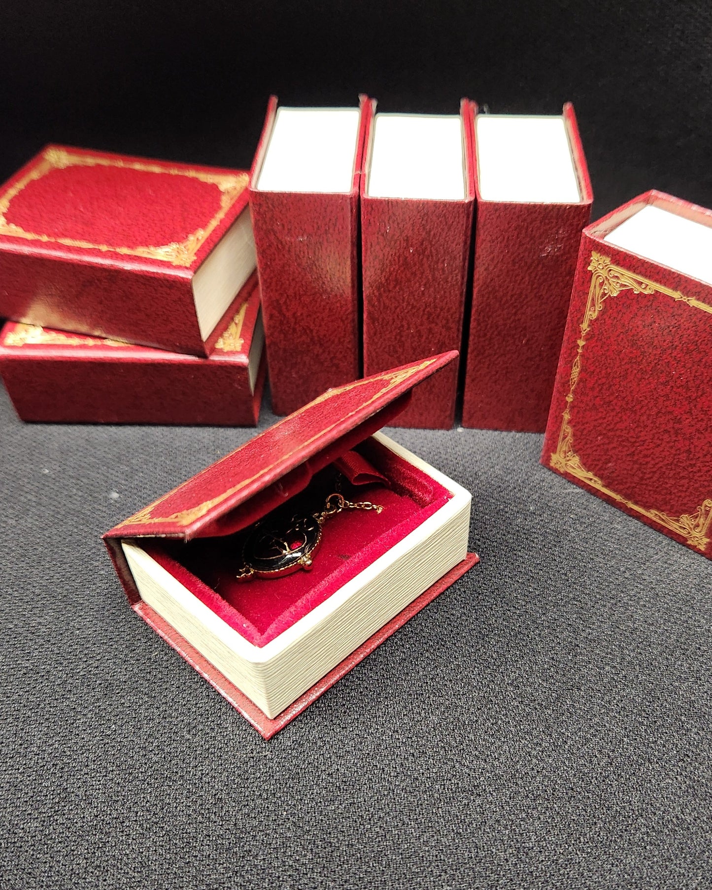 Collier Médaillon Goth 🖤