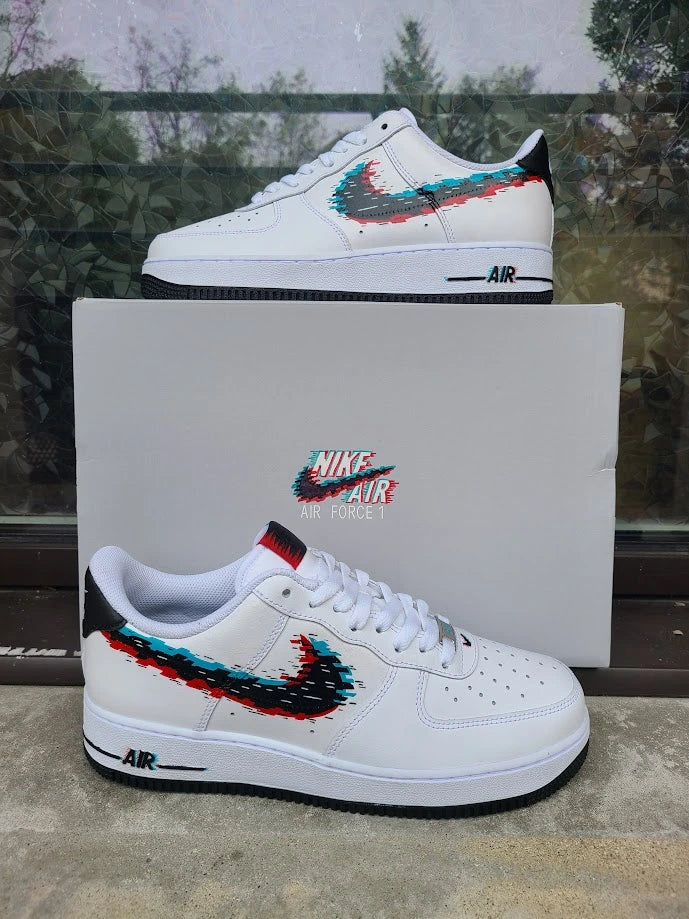 Sneakers Custom GLITCH – Air Force 1 blanche – effet numérique pixelisé