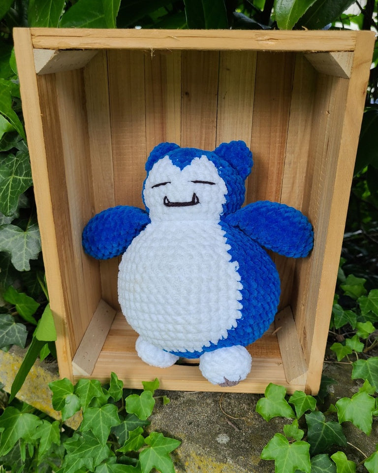 peluche ronflex amigurumi, vue de face, fait main en France