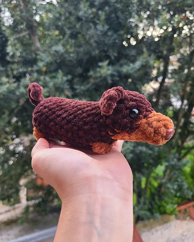 amigurumi teckel peluche au crochet