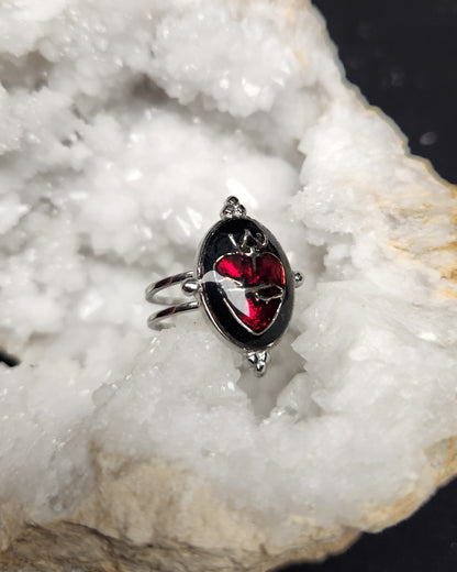 bague avec un coeur et des ronces 