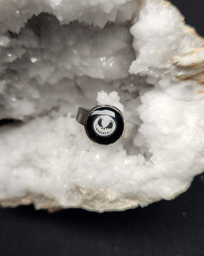 Bague crane jack dorée réglable – cabochon blanc sur quartz