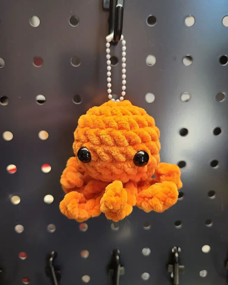 porte-clé poulpy orange, animal marin au crochet