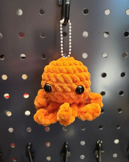porte-clé poulpy orange, animal marin au crochet